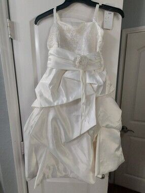 Lily Kids White Satin Flower-Accent Girls Dress
